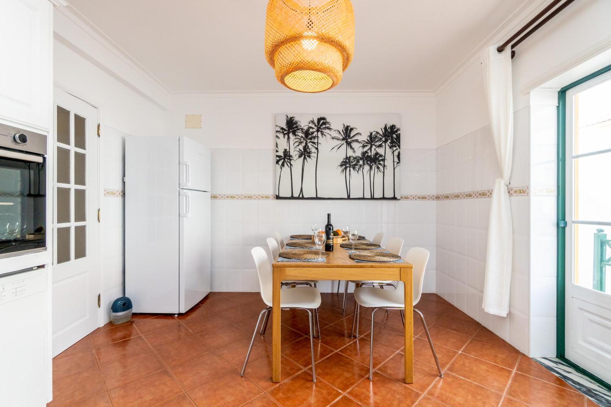 Вилла Baleal Happiness Surf House Феррел Экстерьер фото